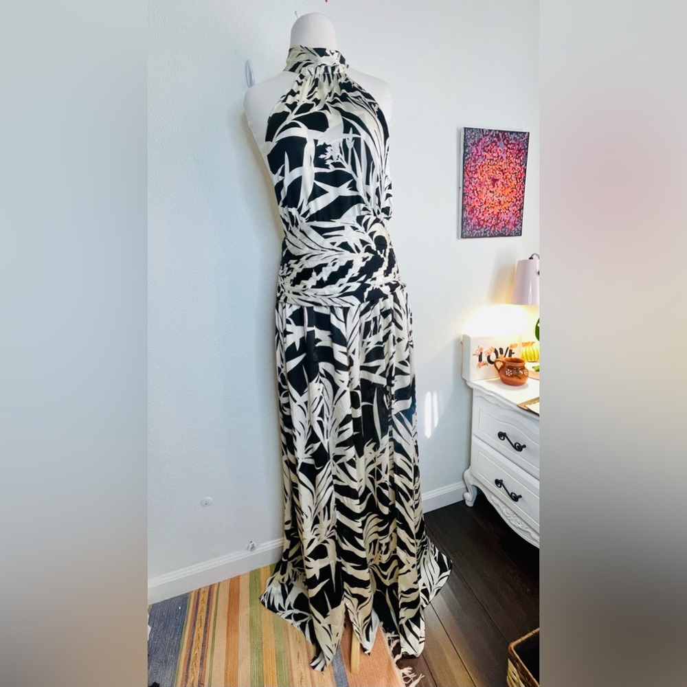 Fashion NOVA halter backless maxi dress